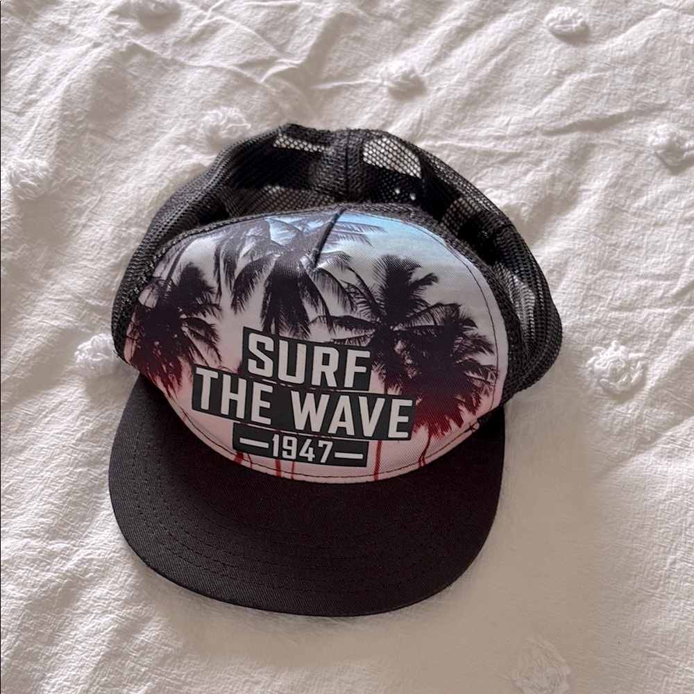 H&M Little Boys’ Multicolor Surf the Wave Cap